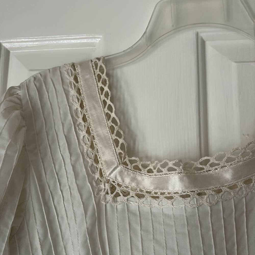 1970s white cotton maxi dress - Picture 4 of 8